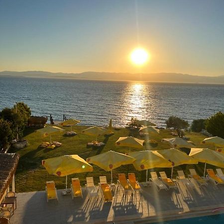Life Point Hotel Çeşme Εξωτερικό φωτογραφία