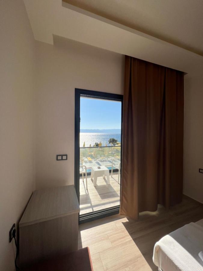 Life Point Hotel Çeşme Εξωτερικό φωτογραφία