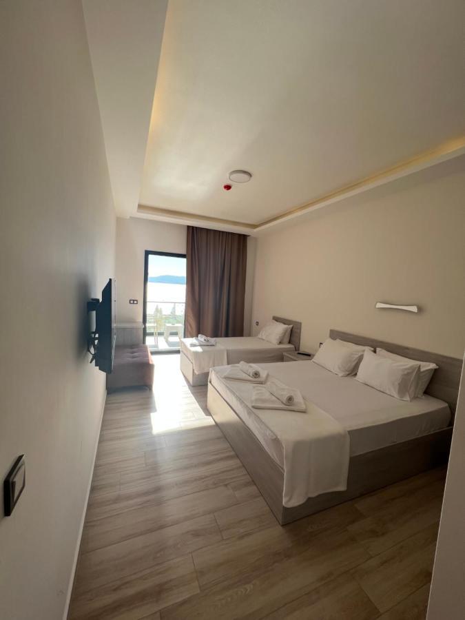 Life Point Hotel Çeşme Εξωτερικό φωτογραφία
