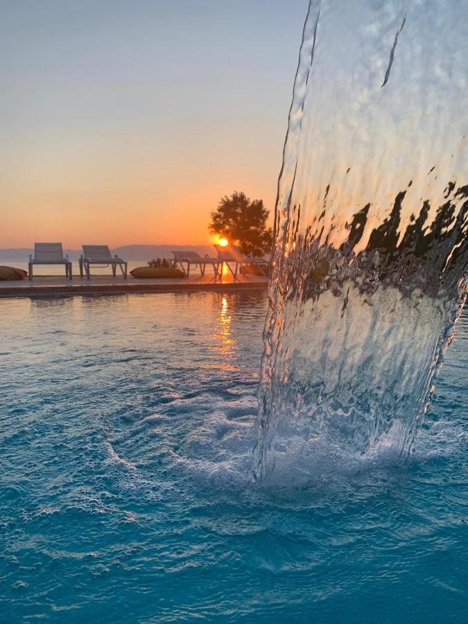 Life Point Hotel Çeşme Εξωτερικό φωτογραφία